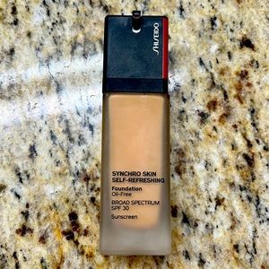 Shiseido 340 Oak Synchro Skin Self Refreshing Foundation